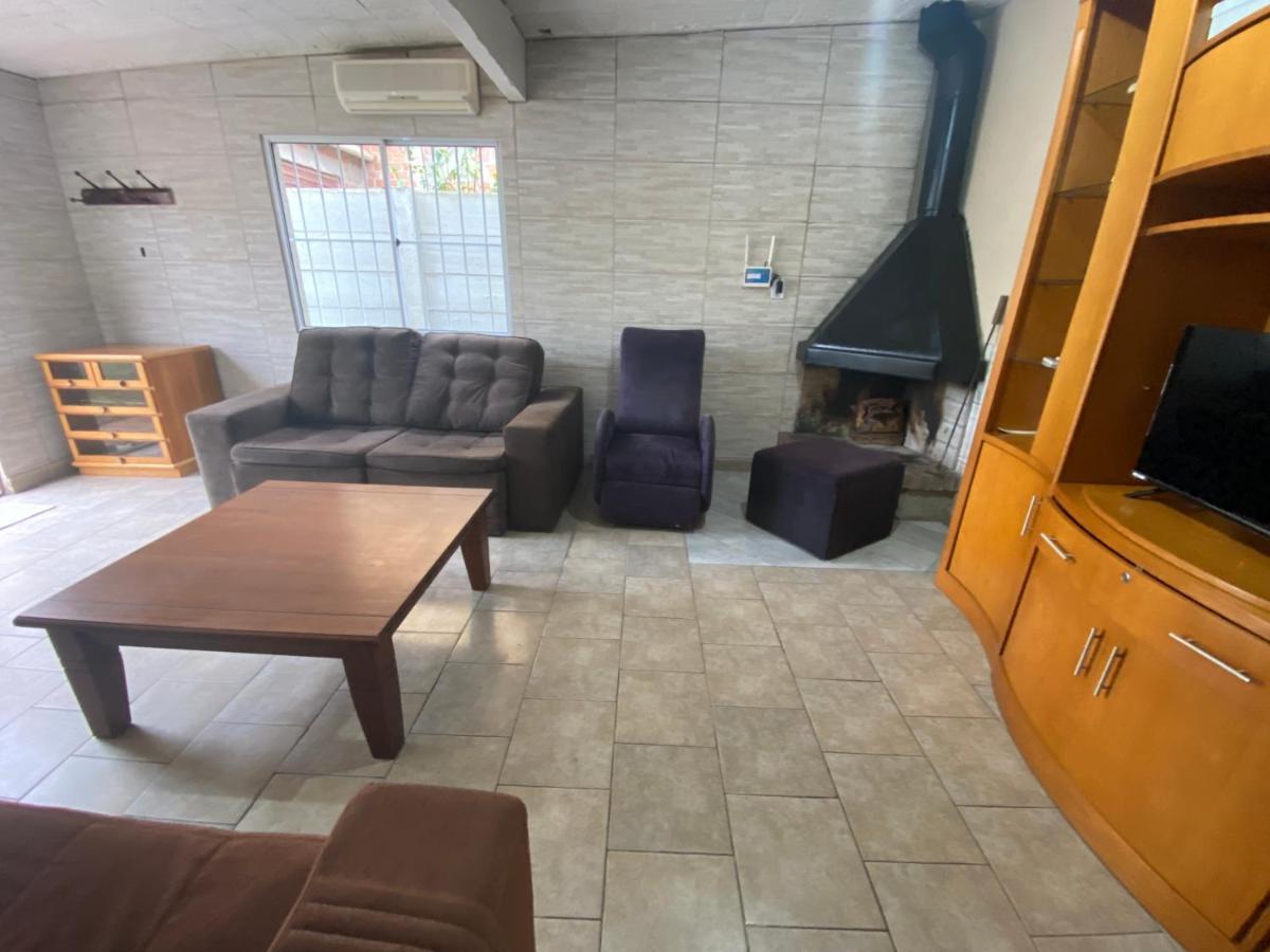 Casa Agradavel Com Lareira Villa Chui Bagian luar foto